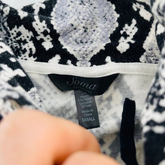 Soma Intimates Womens Black & White Snake Print Zip-Up Jacket S - Picture 3 of 6